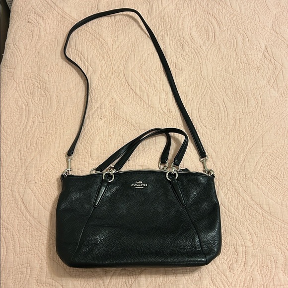 Coach Black Leather Shoulder Bag - Picture 8 of 9